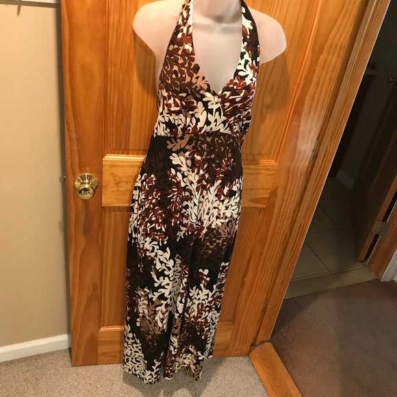 Dressbarn Maxi Halter Dress - Picture 2 of 6